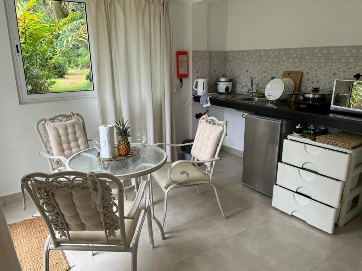 South Hill Villa Anse Royale Buitenkant foto