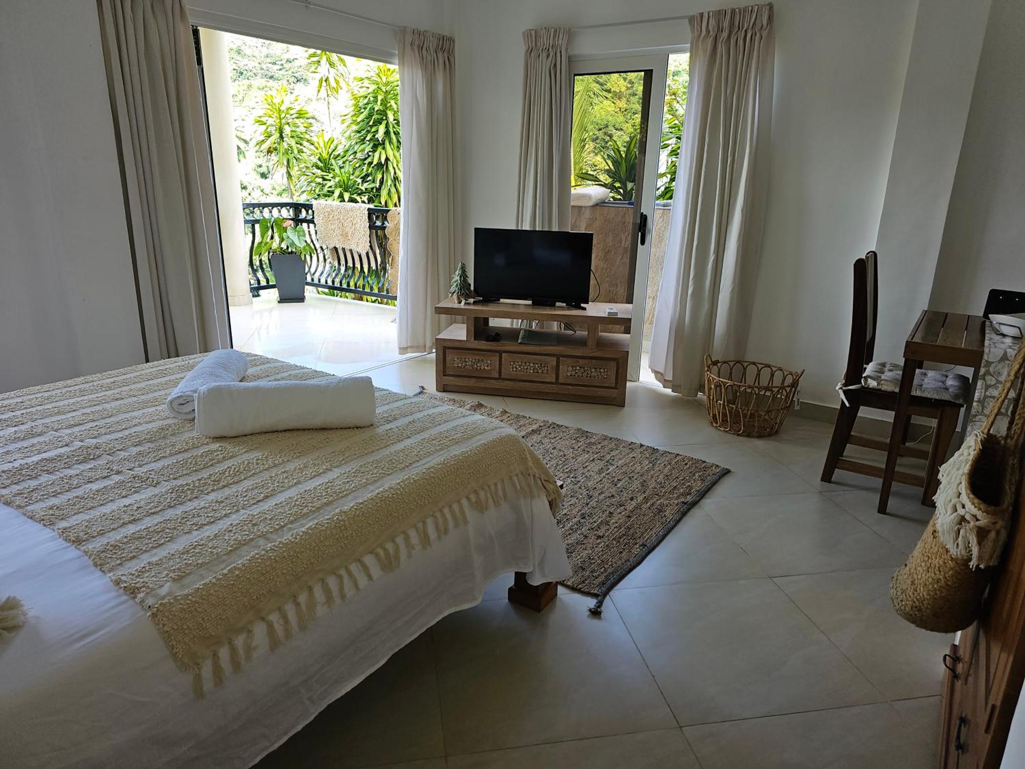 South Hill Villa Anse Royale Buitenkant foto